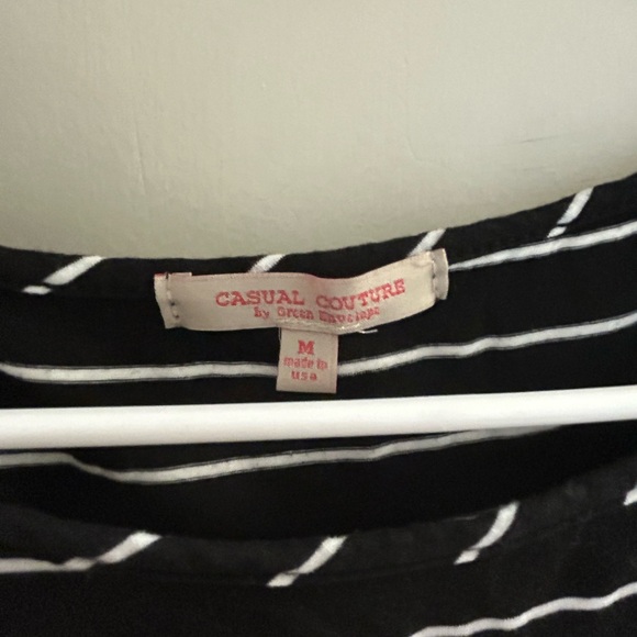 Top - Picture 2 of 2